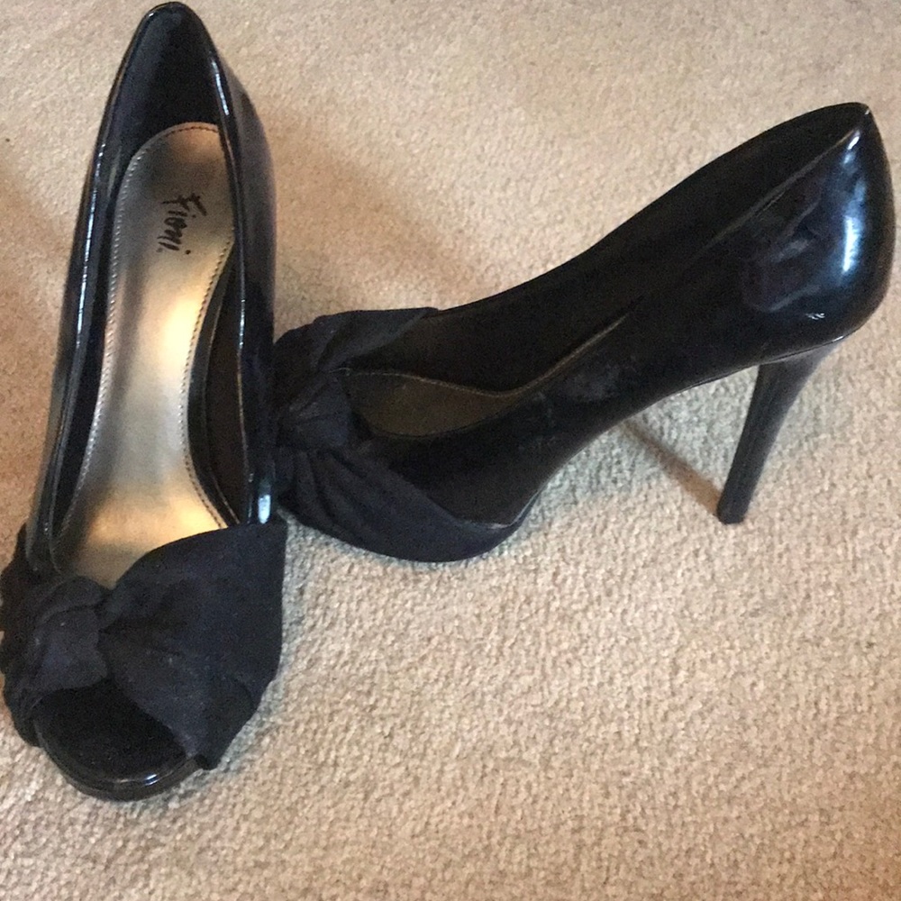 High heel shoes